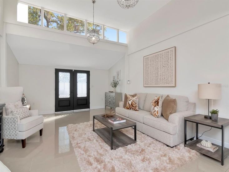 Chandelier, Interior, Living room, Pendant Lights