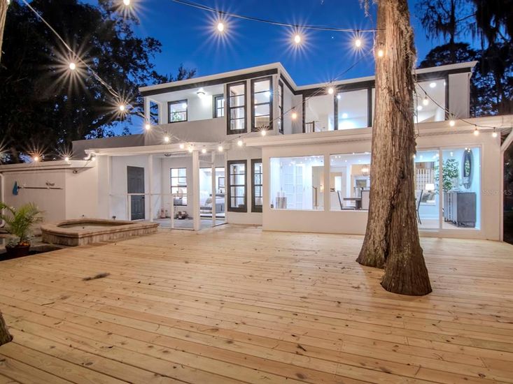 Exterior, Wood Texture Flooring