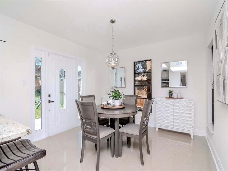 Dining room, Interior, Pendant Lights