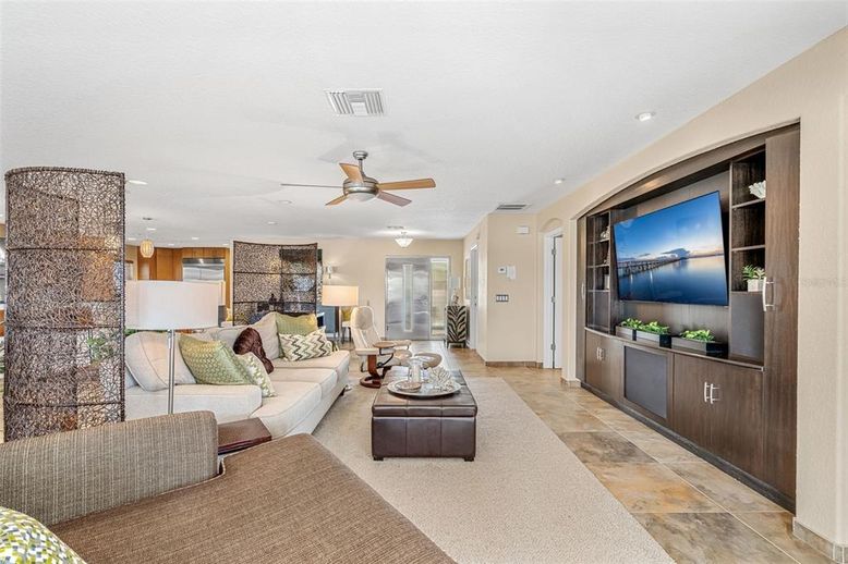 Interior, Kitchen, Living room, Recessed Lighting