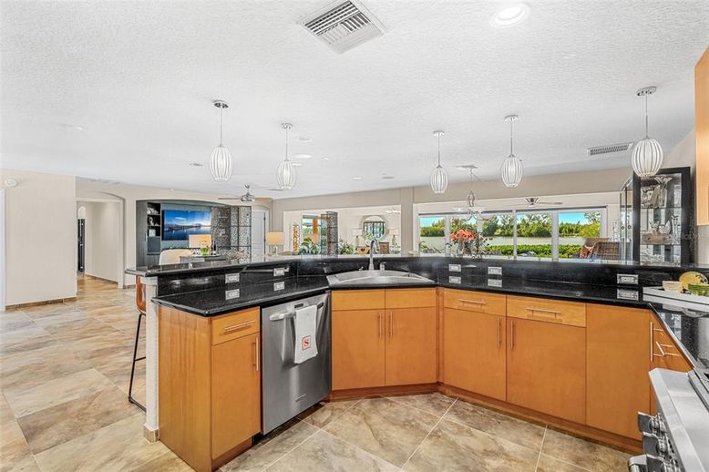 Interior, Kitchen, Pendant Lights, Recessed Lighting