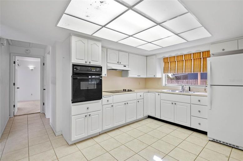 Interior, Kitchen