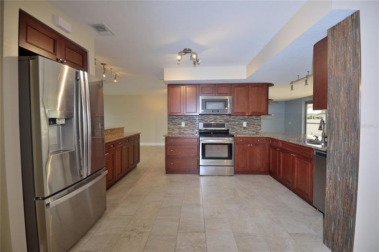 Interior, Kitchen, Stainless Steel Appliances