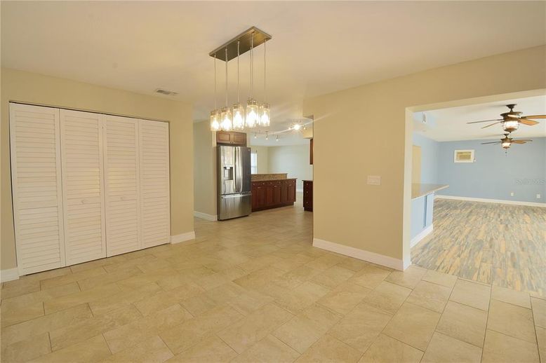 Empty room, Interior, Kitchen, Pendant Lights, Stainless Steel Appliances