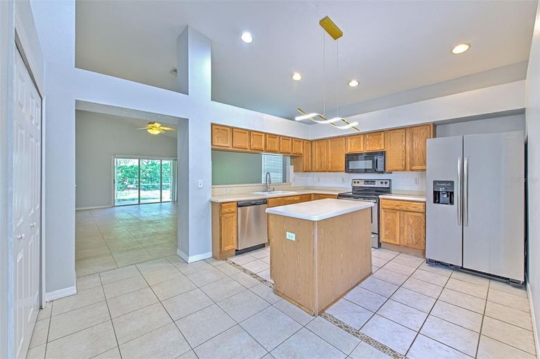 Interior, Kitchen, Pendant Lights, Recessed Lighting, Stainless Steel Appliances
