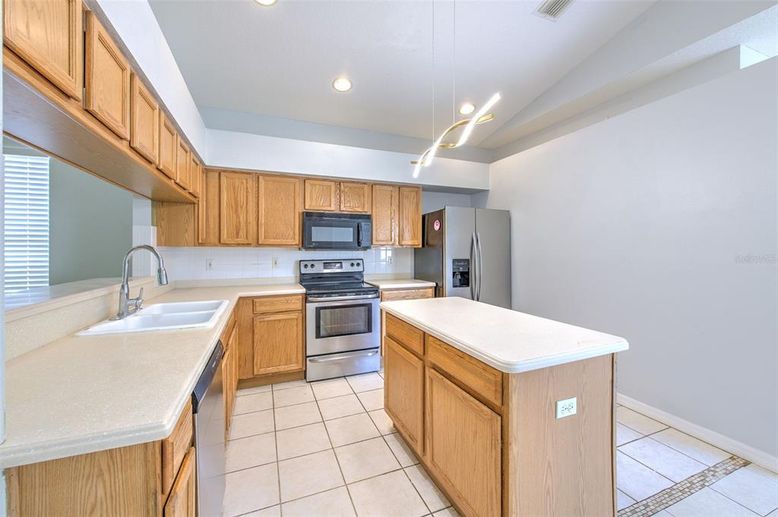 Interior, Kitchen, Pendant Lights, Recessed Lighting, Stainless Steel Appliances