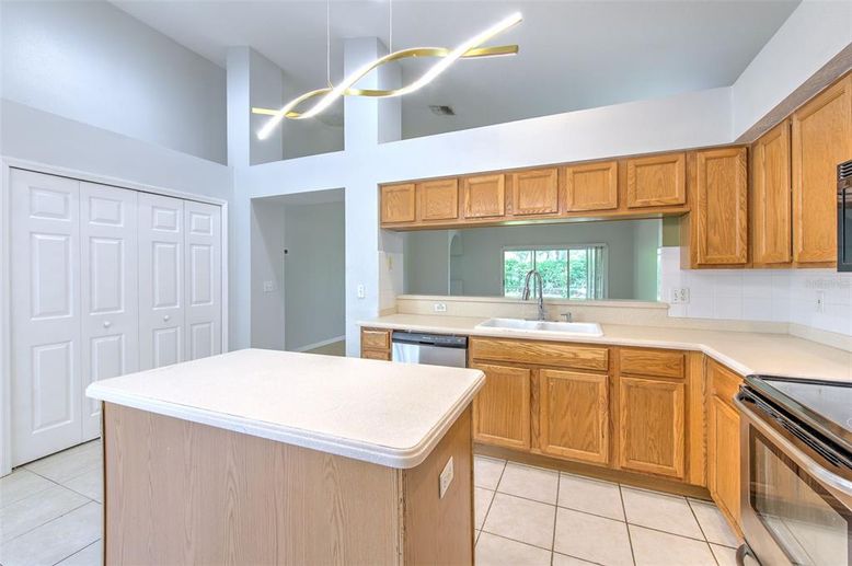 Interior, Kitchen, Pendant Lights