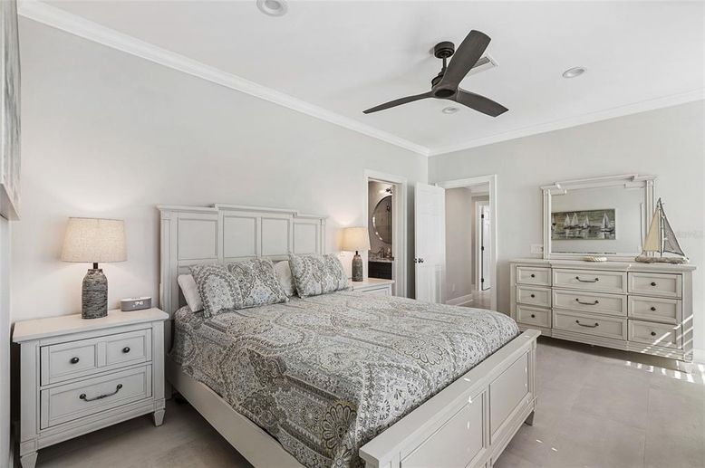 Bedroom, Interior, Recessed Lighting