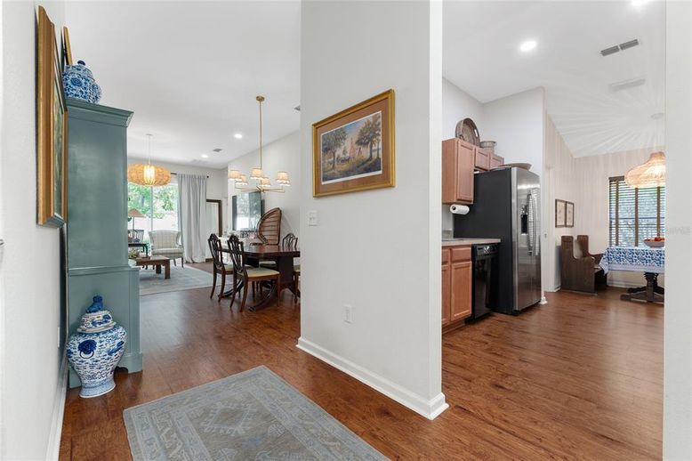 Chandelier, Dining room, Interior, Kitchen, Pendant Lights, Recessed Lighting, Wood Texture Flooring