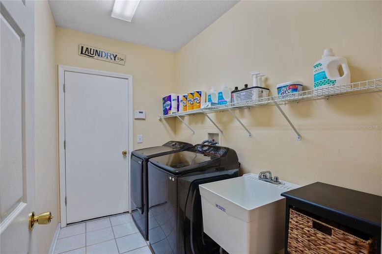 Interior, Washer