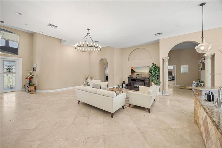 Fireplace, Interior, Living room, Pendant Lights, Recessed Lighting