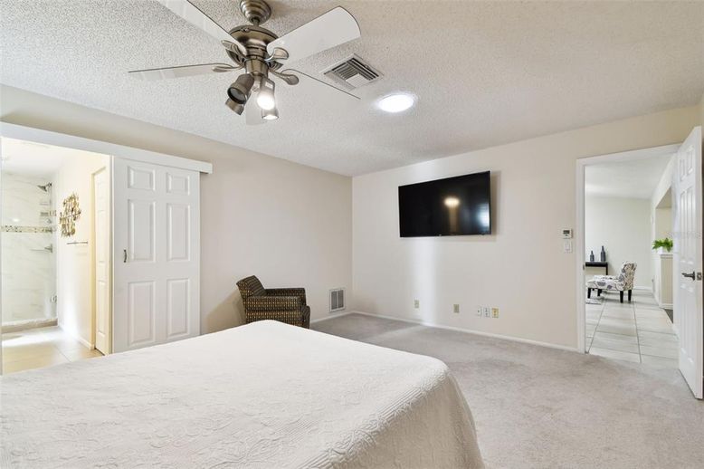 Bedroom, Interior, Recessed Lighting