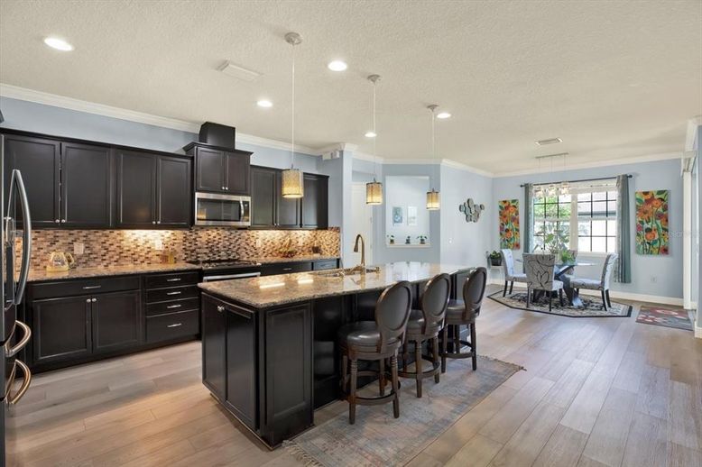 Dining room, Interior, Kitchen, Pendant Lights, Recessed Lighting, Wood Texture Flooring
