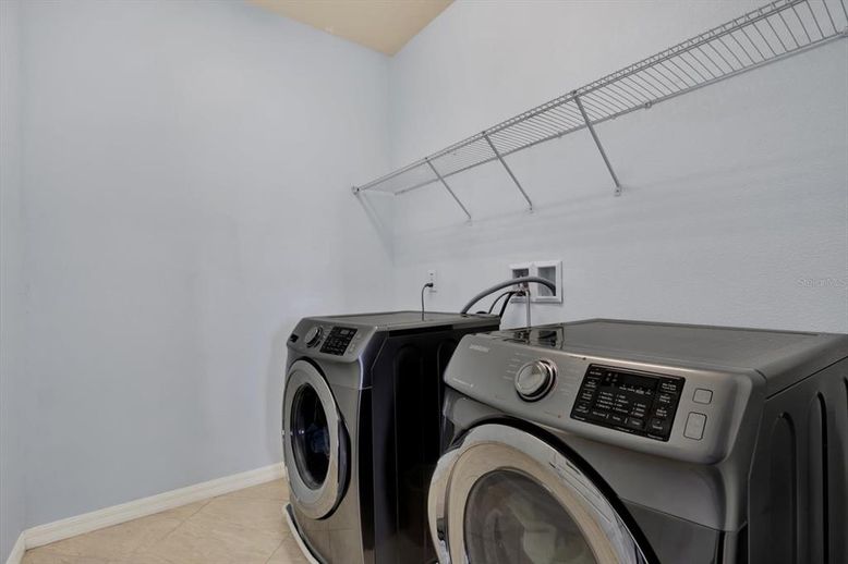 Interior, Washer