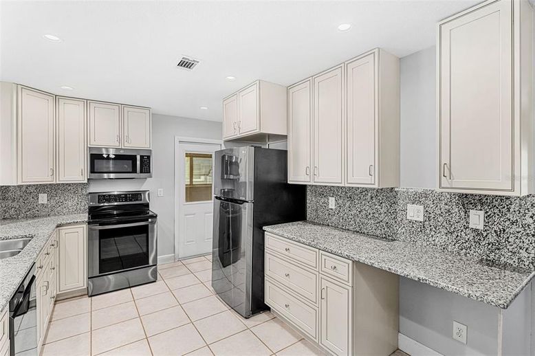 Interior, Kitchen, Recessed Lighting