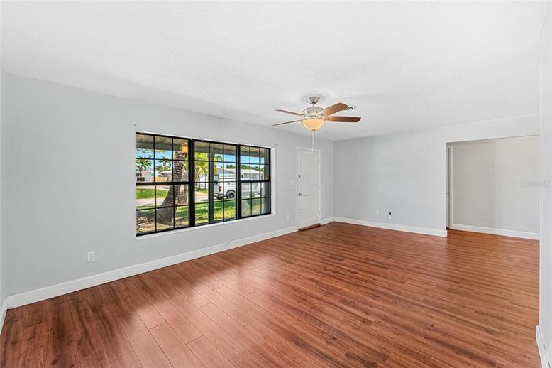 Empty room, Interior, Wood Texture Flooring