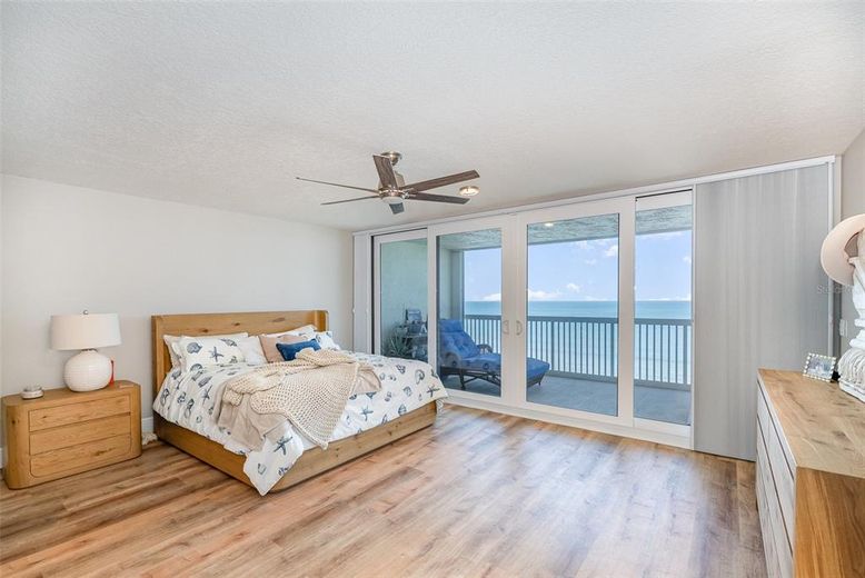 Bedroom, Interior, Water, Wood Texture Flooring