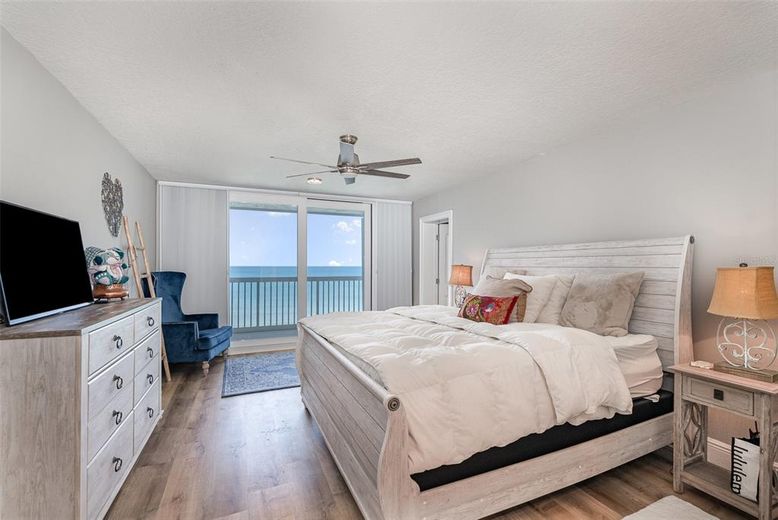 Bedroom, Interior, Water, Wood Texture Flooring