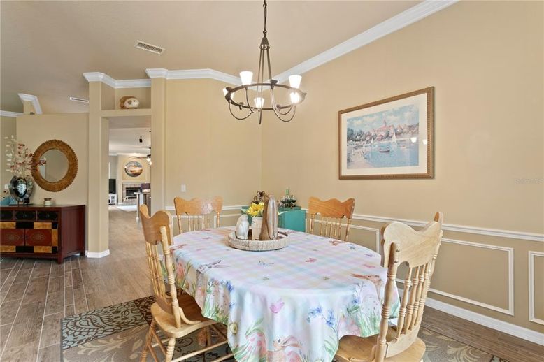 Chandelier, Dining room, Interior, Pendant Lights, Wood Texture Flooring
