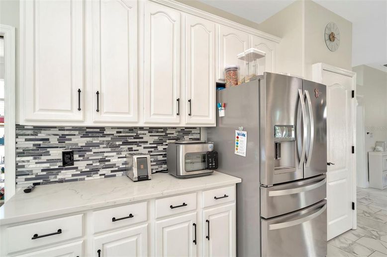 Interior, Kitchen, Marble, Stainless Steel Appliances