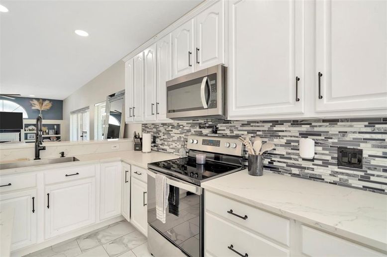 Interior, Kitchen, Marble, Recessed Lighting