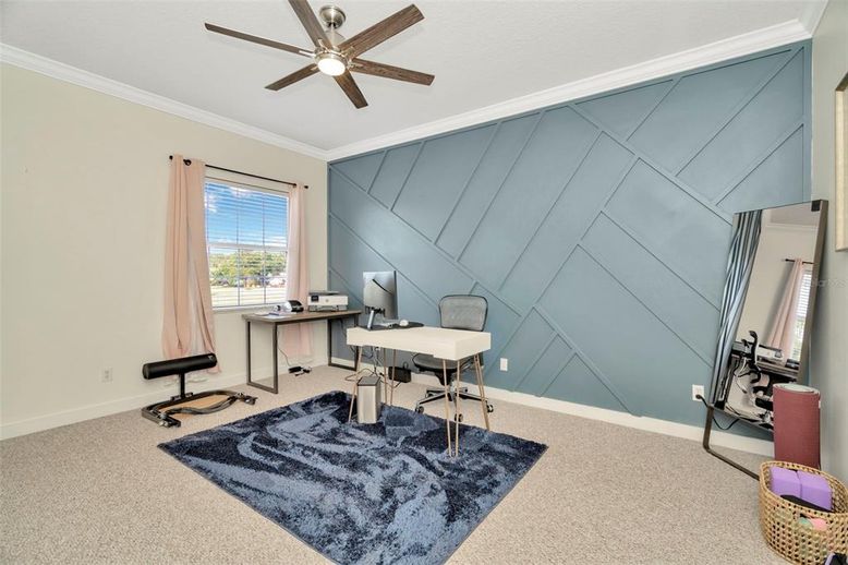 Home Office, Interior
