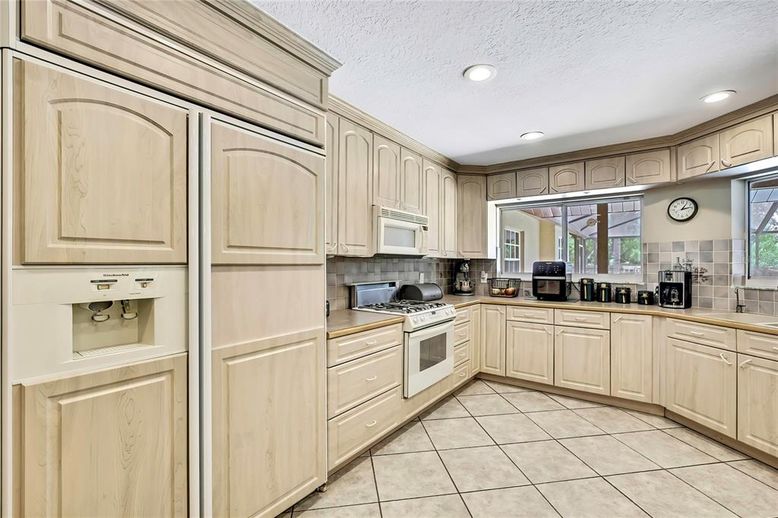 Interior, Kitchen, Recessed Lighting