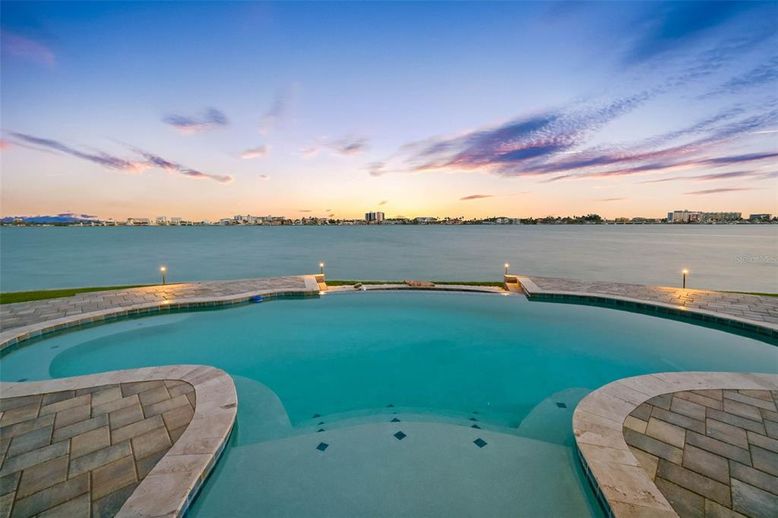 Exterior, Pool, Water