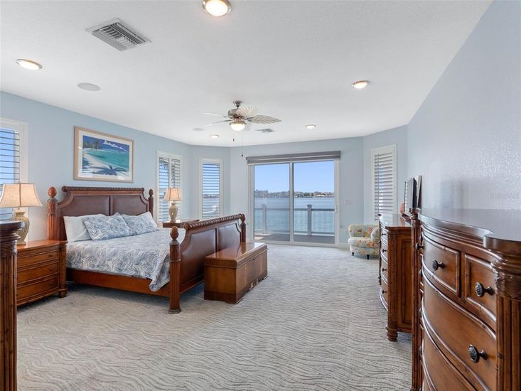 Bedroom, Interior, Recessed Lighting, Water