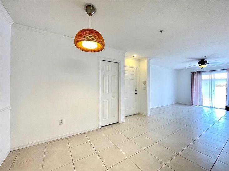 Empty room, Interior, Pendant Lights, Recessed Lighting