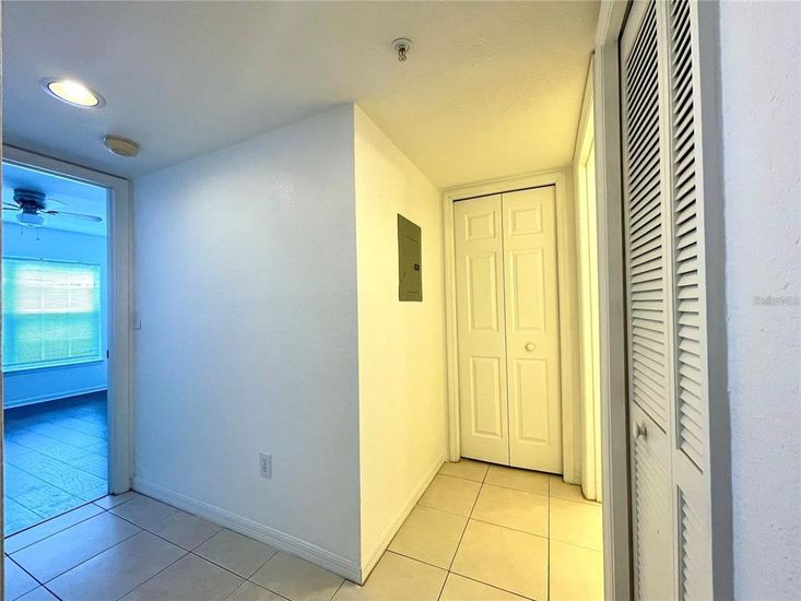 Interior, Recessed Lighting