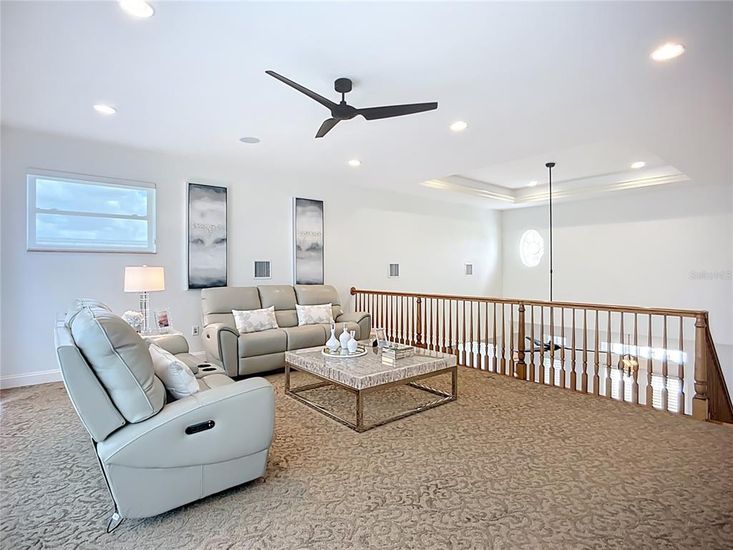 Interior, Living room, Pendant Lights, Recessed Lighting