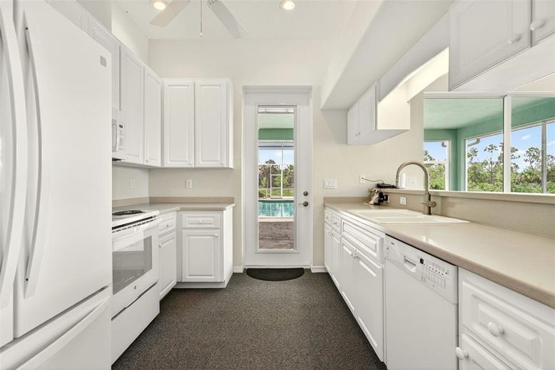 Interior, Kitchen, Recessed Lighting
