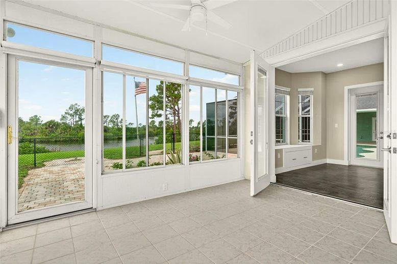 Empty room, Interior, Recessed Lighting, Sun Room, Water