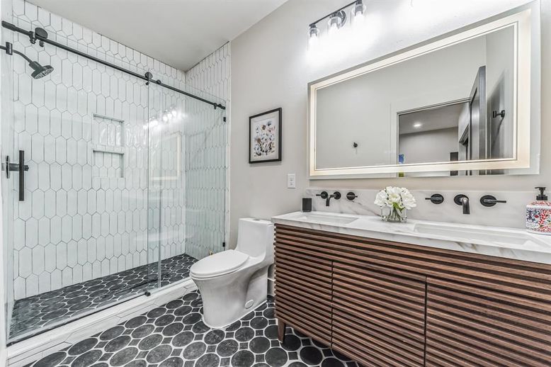 Bathroom, Glass Shower, Interior