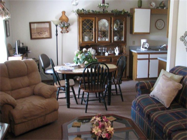 Dining room, Interior, Living room, Wood Texture Flooring
