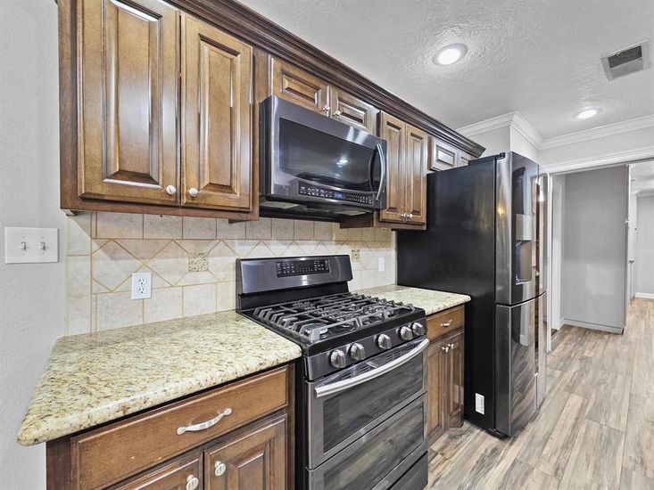 Interior, Kitchen, Recessed Lighting, Stainless Steel Appliances, Wood Texture Flooring