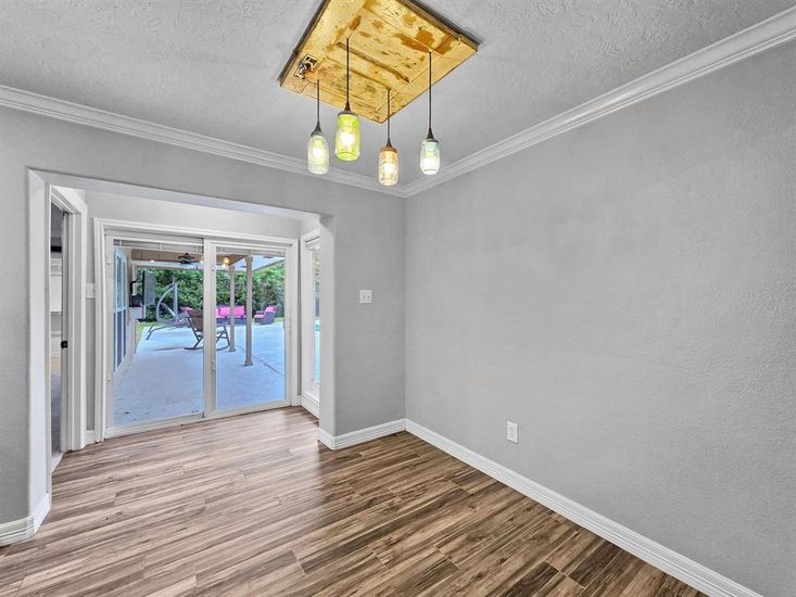 Empty room, Interior, Pendant Lights, Wood Texture Flooring