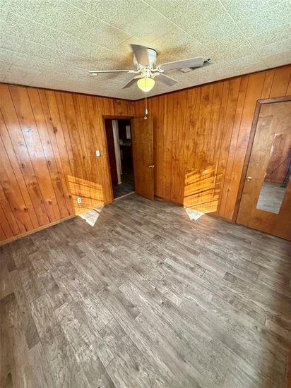 Empty room, Interior, Wood Texture Flooring, Wooden Walls