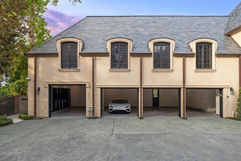 Attached, Exterior, Facade, French Provincial