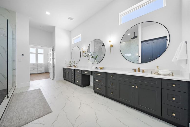 Bathroom, Dual Sink Vanities, Interior, Marble, Recessed Lighting