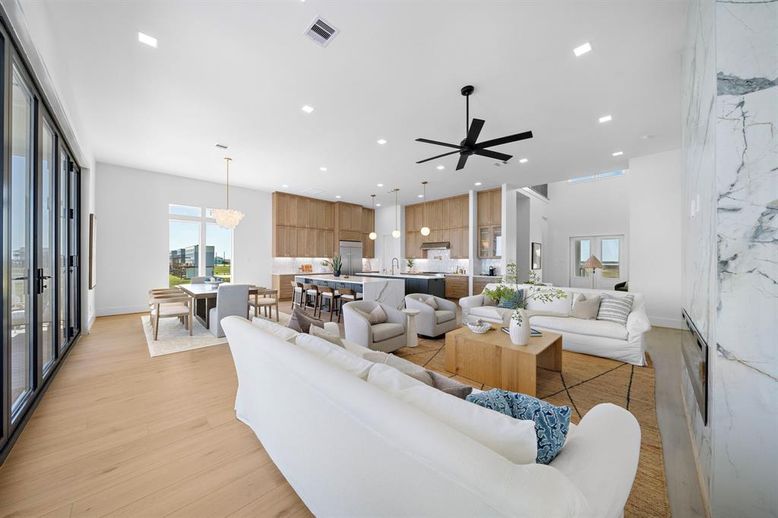 Dining room, Interior, Kitchen, Living room, Marble Walls, Pendant Lights, Recessed Lighting, Wood Texture Flooring