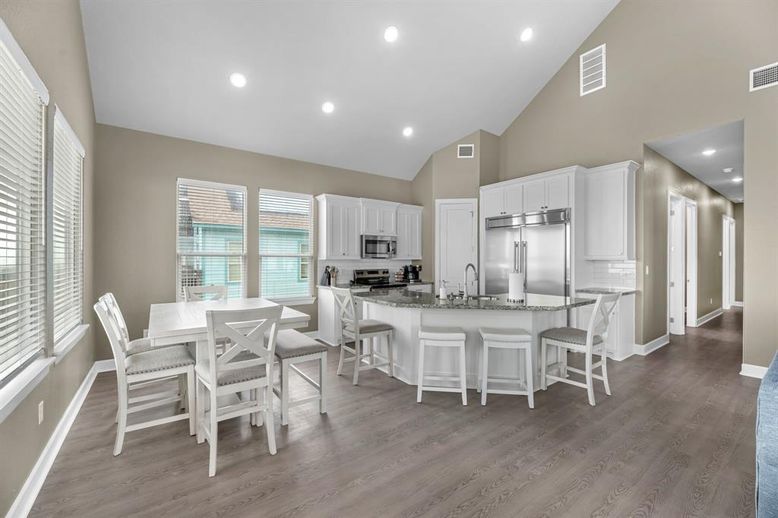 Dining room, Interior, Kitchen, Recessed Lighting, Stainless Steel Appliances, Wood Texture Flooring