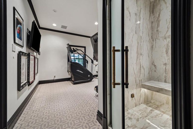 Bathroom, Interior, Marble Walls, Recessed Lighting
