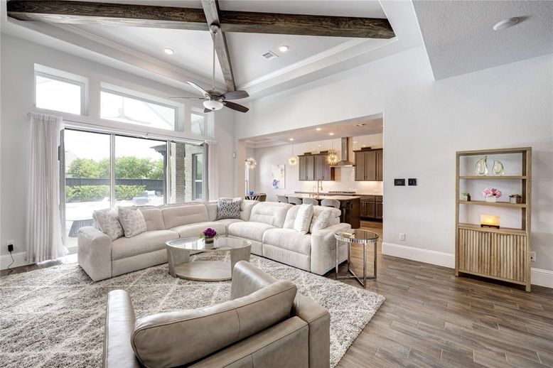 Interior, Kitchen, Living room, Pendant Lights, Recessed Lighting, Wood Texture Flooring