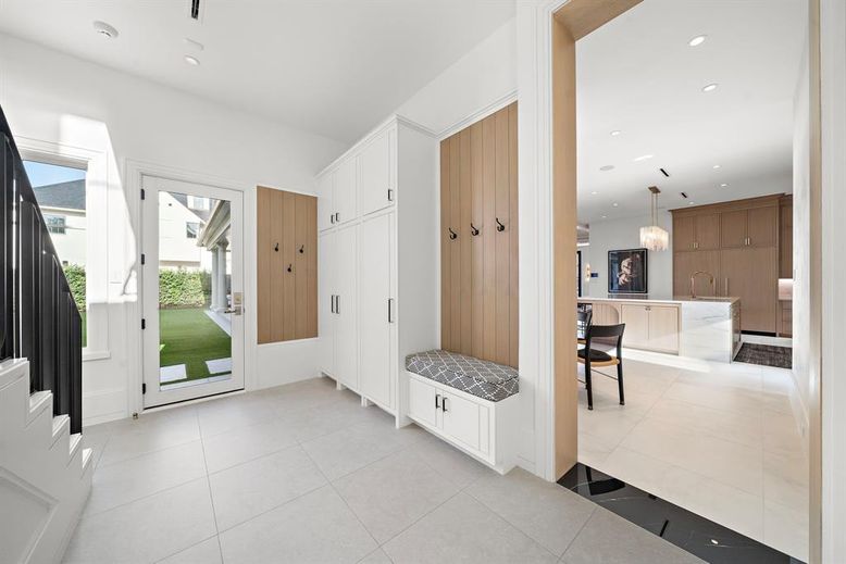 Interior, Kitchen, Pendant Lights, Recessed Lighting