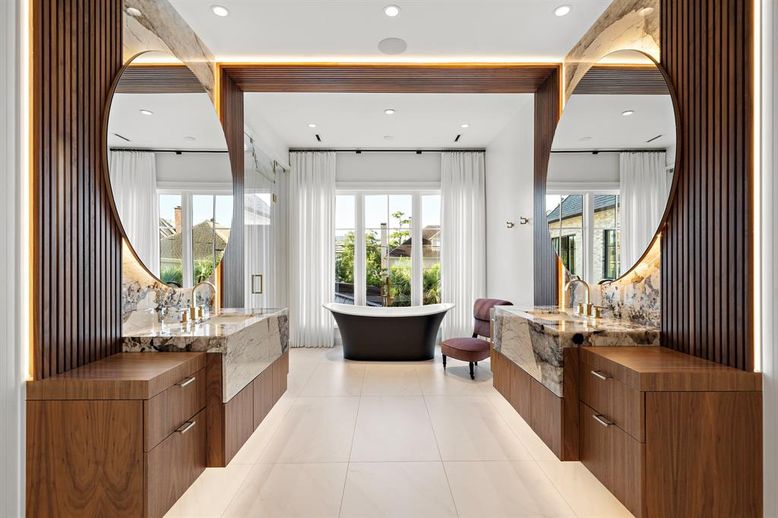 Bathroom, Dual Sink Vanities, Free Standing Baths, Interior, Recessed Lighting