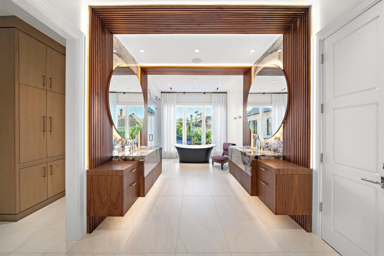 Bathroom, Dual Sink Vanities, Free Standing Baths, Interior, Marble, Recessed Lighting