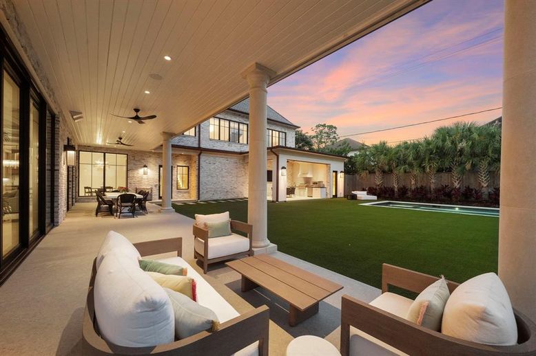 Backyard, Exterior