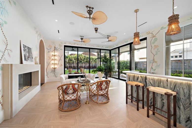 Fireplace, Interior, Living room, Pendant Lights, Recessed Lighting, Wood Texture Flooring